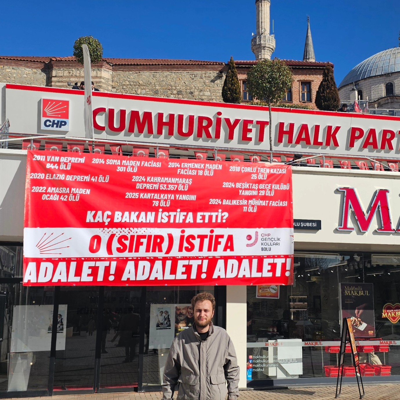 CHP Bolu Gençlik Kolları’ndan Hükümete Sert Tepki: “Kaç Bakan İstifa Etti? 0!”