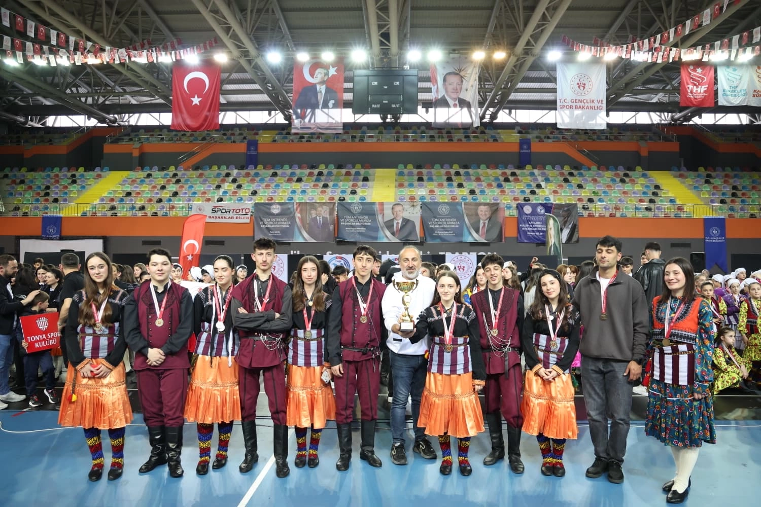 Trabzon Büyükşehir Kulübü, İki Kategoride Birinci Oldu